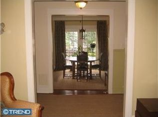 28 2nd Ave, Haddon Heights, NJ 08035