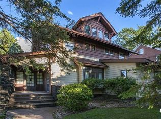 2728 E Superior St, Duluth, MN 55812