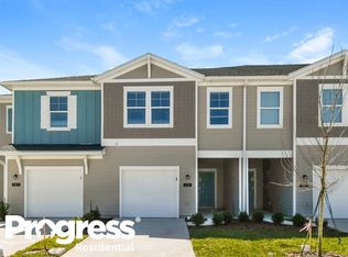 521 Cherry Ridge Dr, Orange Park, FL 32065