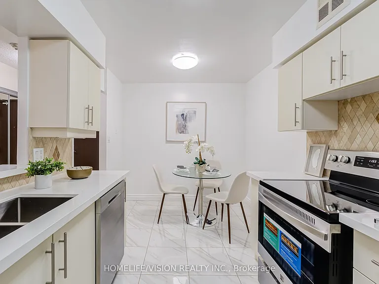 30 Greenfield Ave #903 — Photo 26