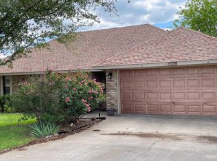 125 Juanita Ave, Wills Point, TX 75169