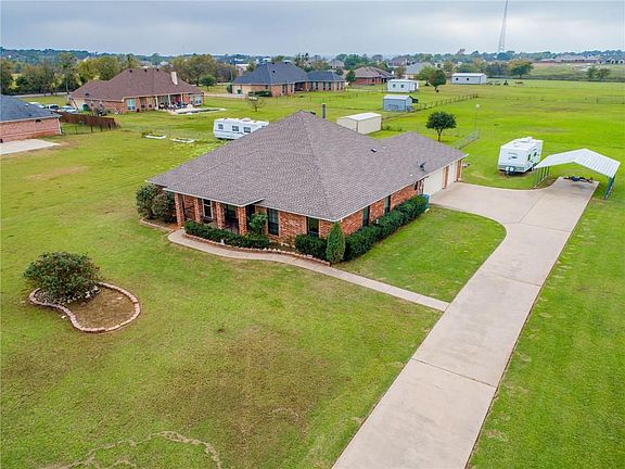2nd image of 4409 County Road 919