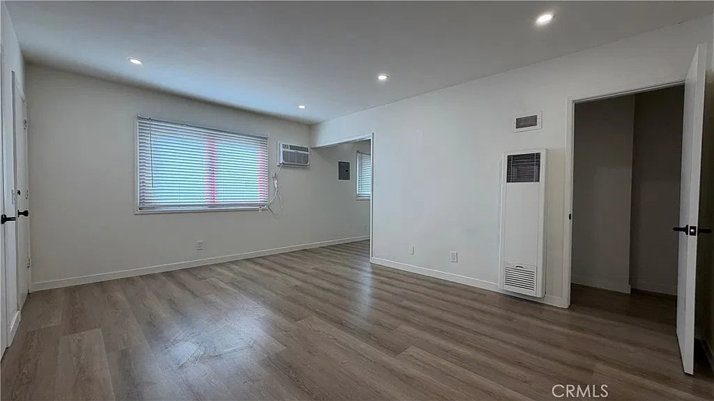 2 bed, 750 sqft, $2,600 — Photo 4