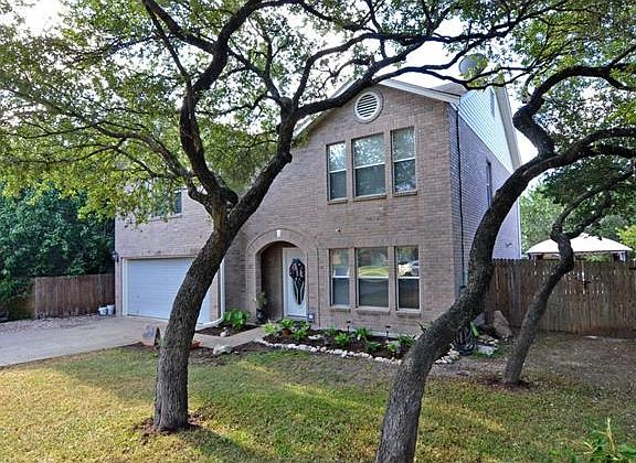 2nd image of 904 Lodosa Dr
