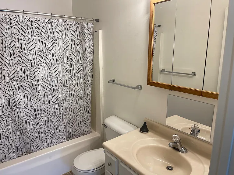 662 Oak Hill Rd — Photo 4