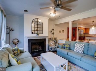 97 Palace Ct, Chalfont, PA 18914