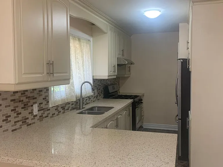 63 Pachino Blvd #MAIN — Photo 3