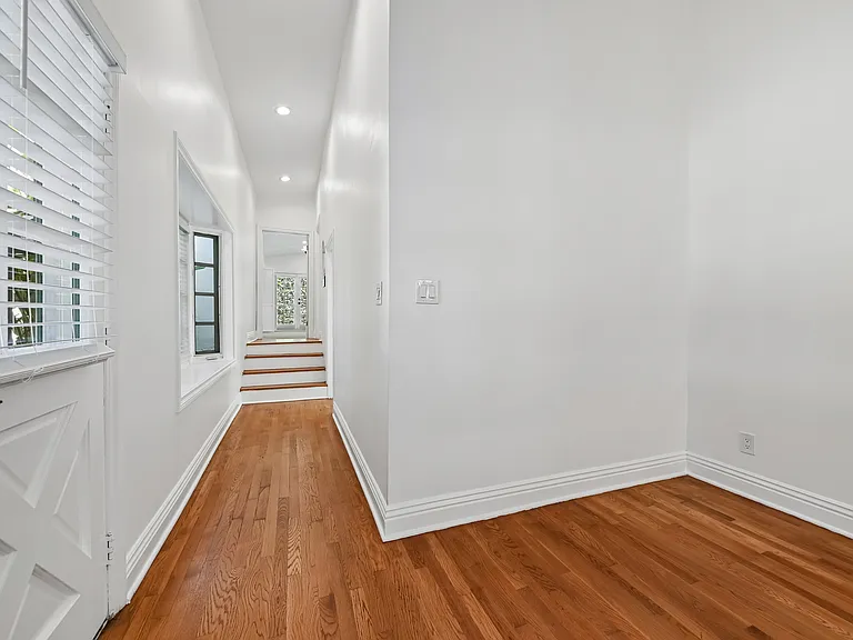 11688 Bellagio RD — Photo 17