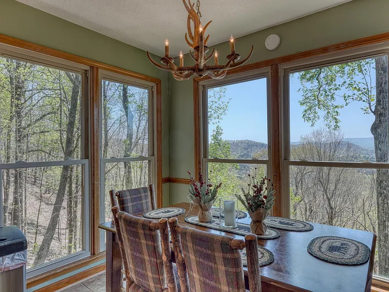 1142 Walnut Rdg — Photo 22