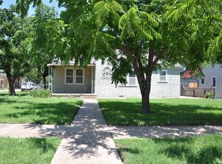 701 Kingman Ave, Canadian, TX 79014