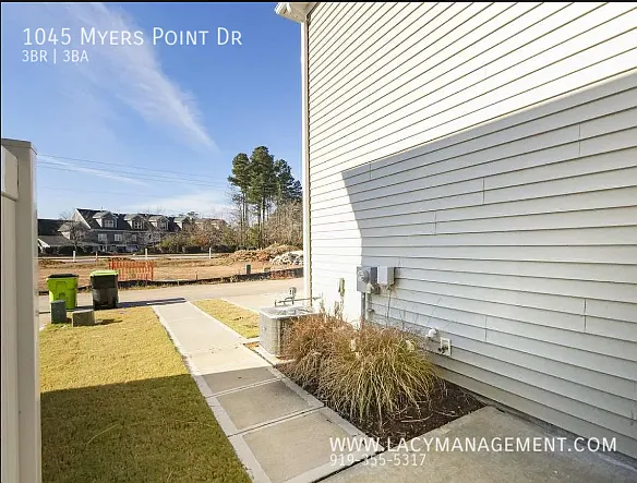 1045 Myers Point Dr — Photo 21