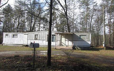 2nd image of 228 Hummingbird Ln