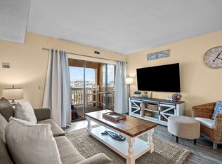 1600 Canal Dr, Carolina Beach, NC 28428