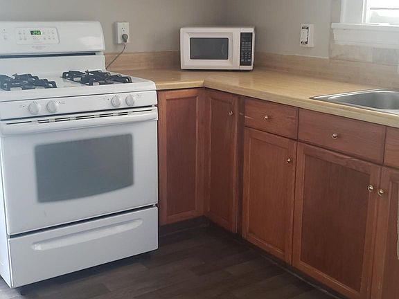 4th image of 119 D View Ave APT B