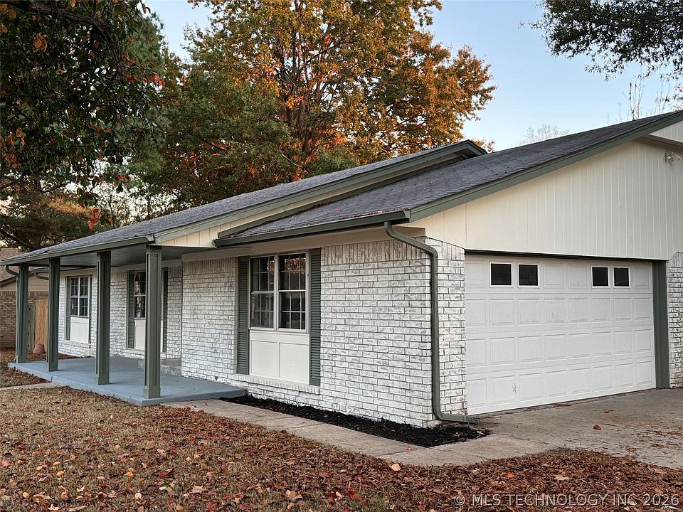 1st image of 2701 E Indianola St