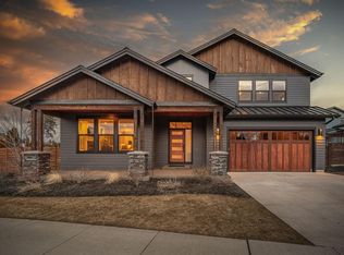 61204 Bachelor View Rd, Bend, OR 97702