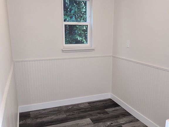 4th image of 1201 Warner St #C