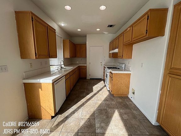 2nd image of 16596 Timberview Ave