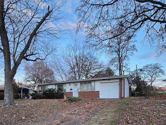 2nd image of 920 Preakness Ln