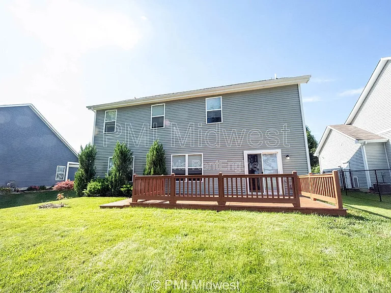 8802 Benjamin Ln — Photo 37