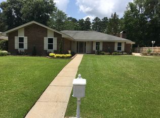 207 Woodbridge Blvd, Hammond, LA 70401