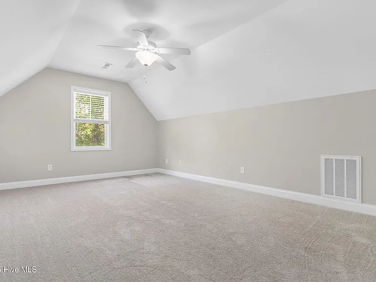 8530 Jadewood Dr — Photo 26