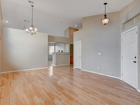 5th image of 10728 Vineyard Pass St