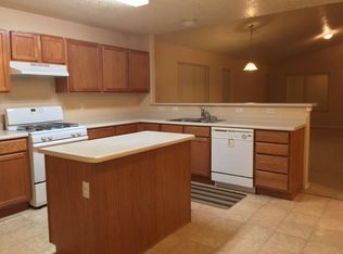 919 Corel Dr SW, Albuquerque, NM 87121