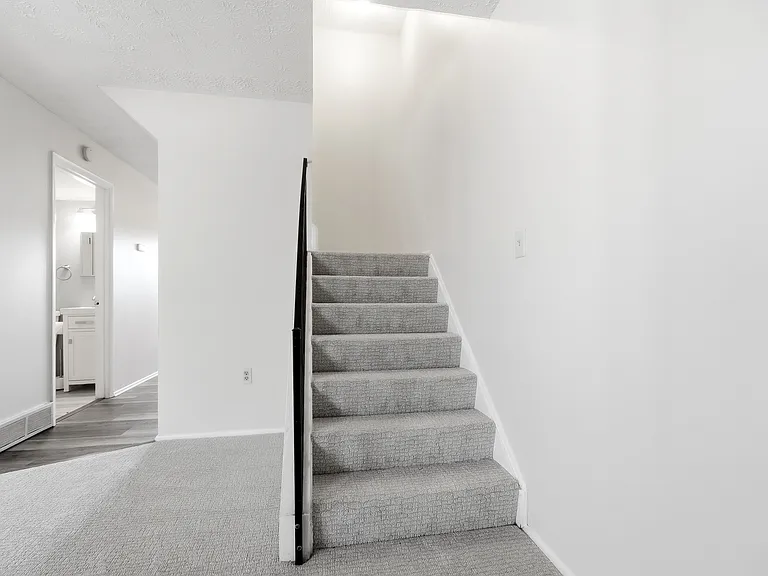 7752 Montgomery Rd #3 — Photo 23