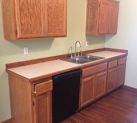 5th image of 1424 Galway Ct