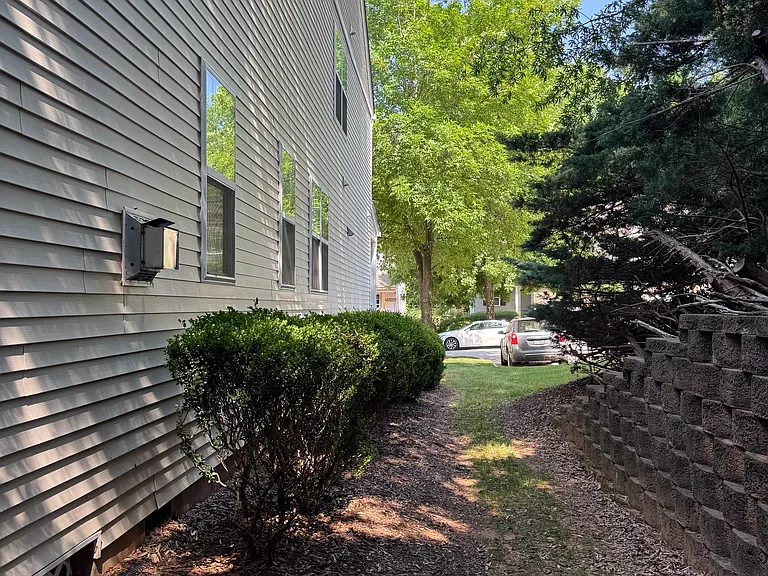 116 Jamison Woods Ln — Photo 23