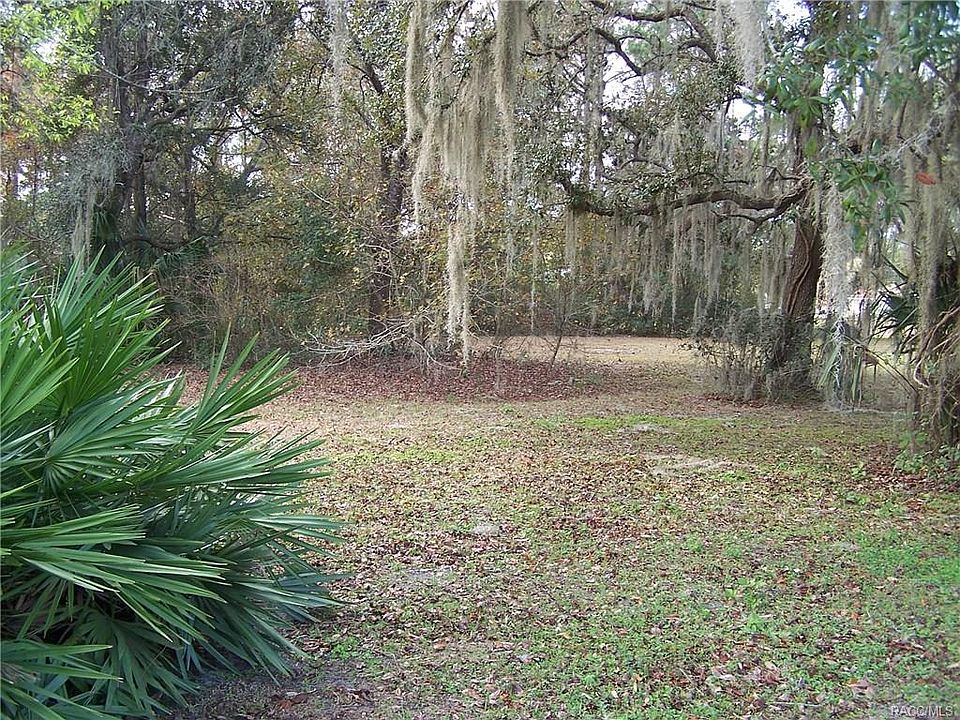 2nd image of 8936 E Island Dr