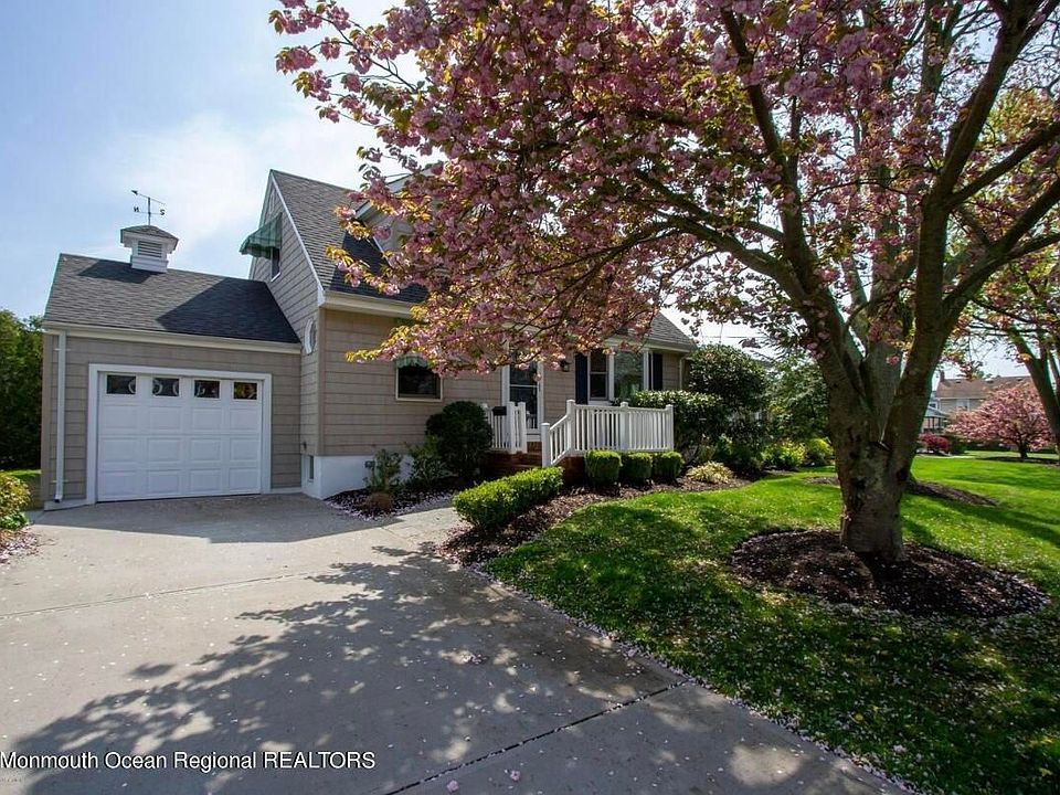 9 West St, Monmouth Beach, NJ 07750 Zillow