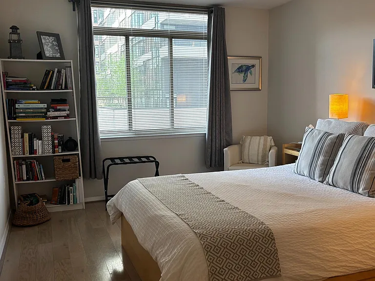 4801 Fairmont Ave #313 — Photo 8