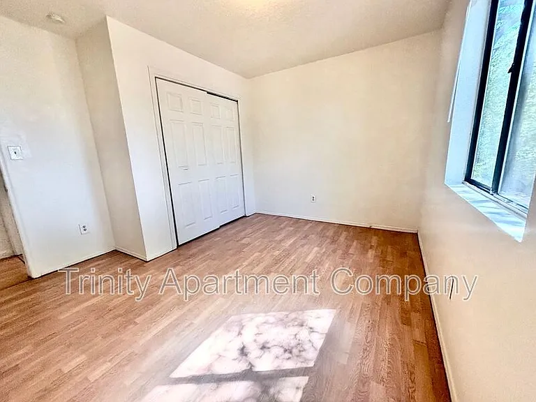117 General Arnold St NE #C — Photo 8