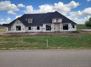 20801 S Brentwood Ave, Claremore, OK 74019