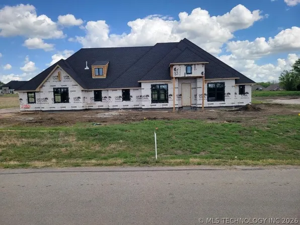 20801 S Brentwood Ave, Claremore, OK 74019