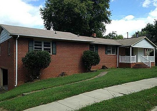 3rd image of 3025 Teresa Ave