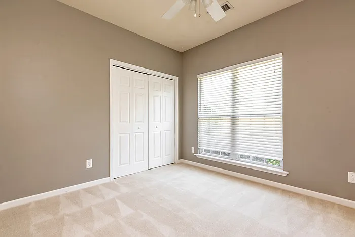 3601 Straussburg Woods Ln — Photo 30