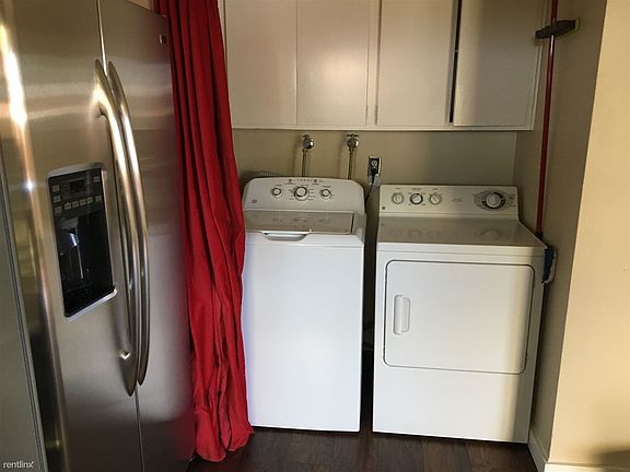 4th image of 9098 E Nassau Ave