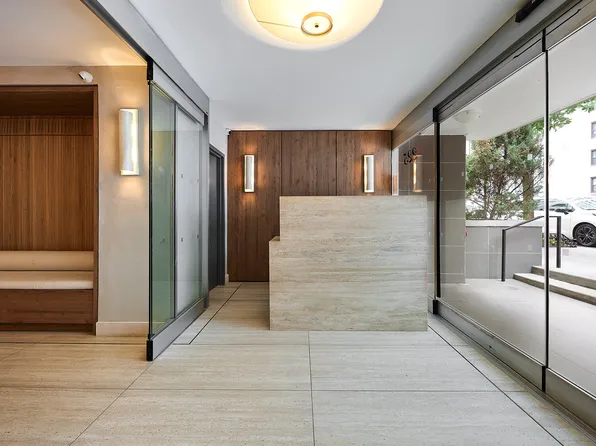 225 East 63rd Street image 11 of 15