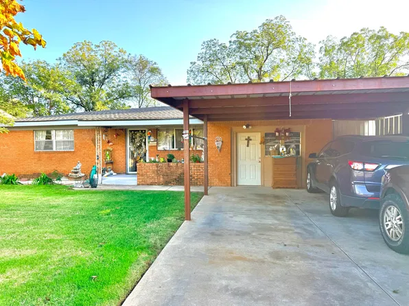 2013 44th St, Lubbock, TX 79412