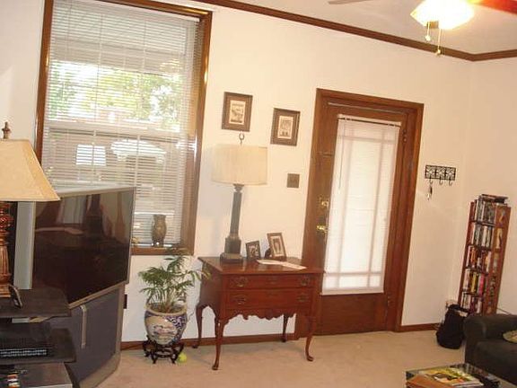Living room 14x13