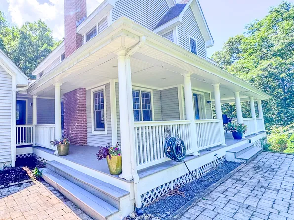 33 Schuller Road, Haddam, CT 06441