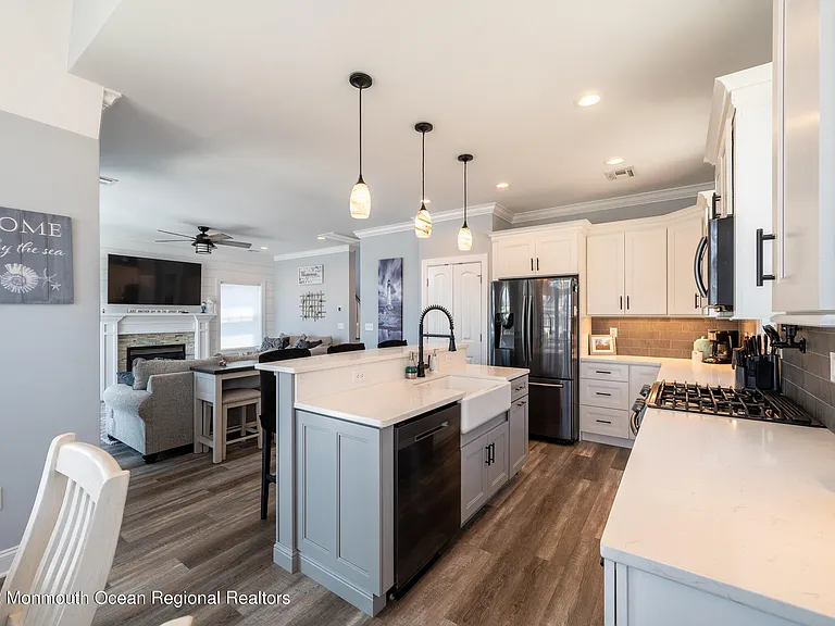 29 Fielder Ave — Photo 5
