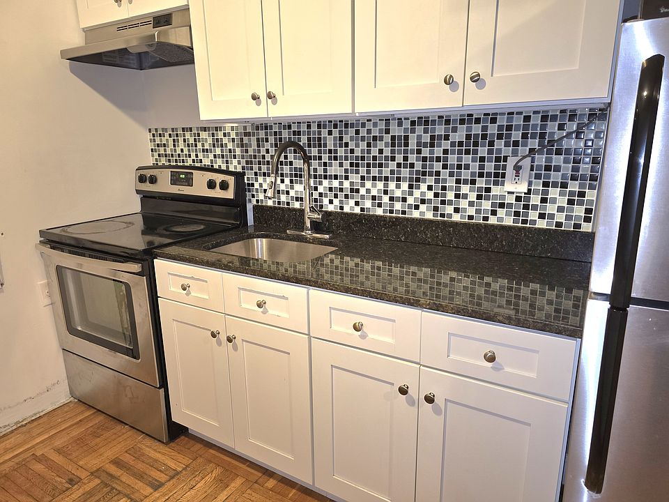 1st image of 2300 Kings Hwy APT 4B