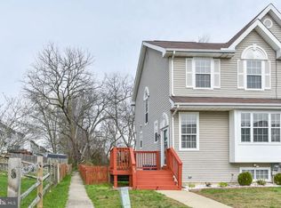 188 Amberfield Ln, Newark, DE 19702