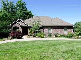 131 Lakewood Dr, Vincennes, IN 47591