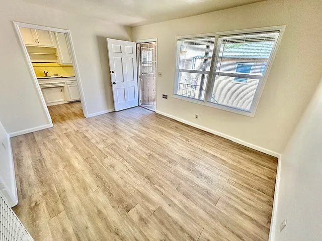 4438 Dawson Ave — Photo 3