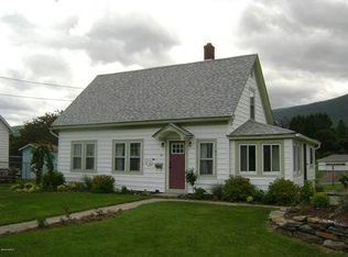 20 Lincoln St, Adams, MA 01220